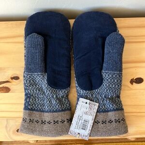 Swedish merino wool mittens. Authentic, from Sweden